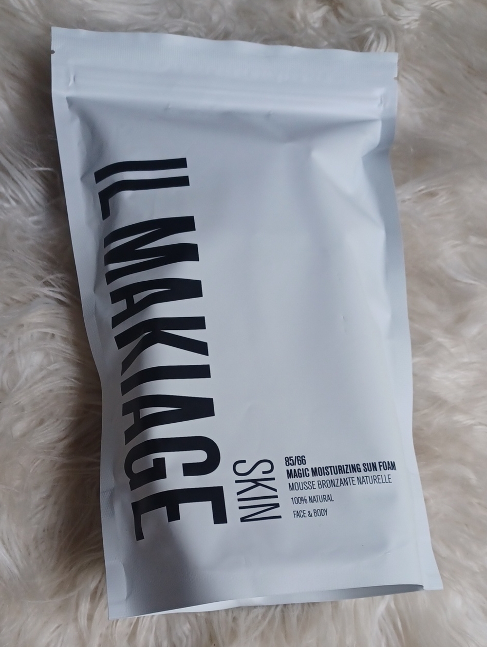 IL Makiage Skin Magic Moisturizing Sun Foam